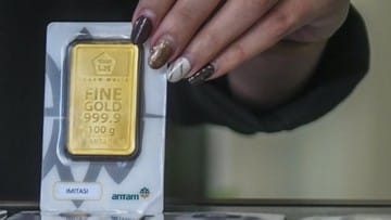 Harga Emas Antam Hari Ini 30 Maret, Terjun ke Rp911 Ribu