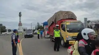 Razia Truk Sawit ODOL di Seluma, Pengemudi Kucing-kucingan