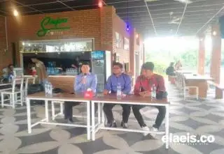 Legislator Manahara Perjuangkan Petani Sawit yang Berkonflik dengan PT HTI