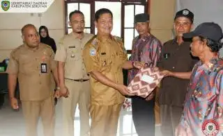 Petani Sawit Seruyan Terima STDB, ini Kegunaannya