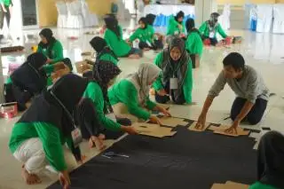 Gandeng Rumah Tamadun, Samade Ajak Emak-emak Manfaatkan Limbah Sawit Jadi Cuan di Babel