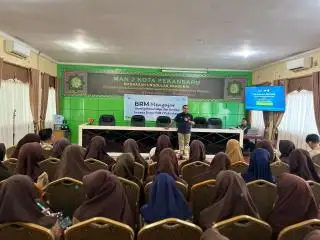 PalmCo Goes to School: Siswa MAN 2 Pekanbaru Antusias Pelajari Industri Sawit Lestari