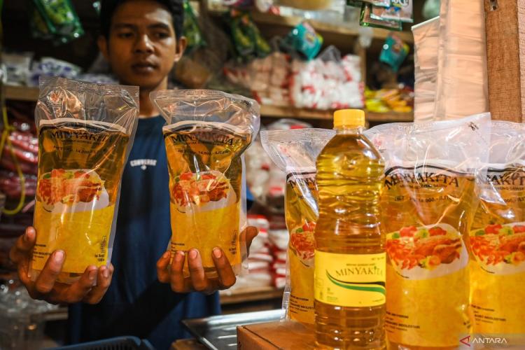 Tiongkok Borong dan Amankan Sawit Indonesia, Rakyat Bisa Kehabisan Minyak Goreng?