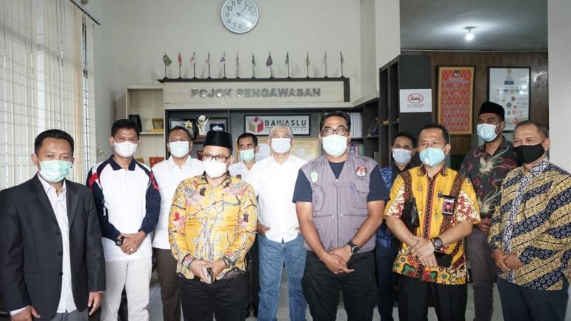 KPU Riau 'Intip' Dapur Publikasi Bawaslu Riau
