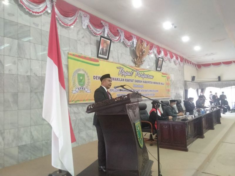 Elda Resmi Jabat Ketua DPRD Inhu