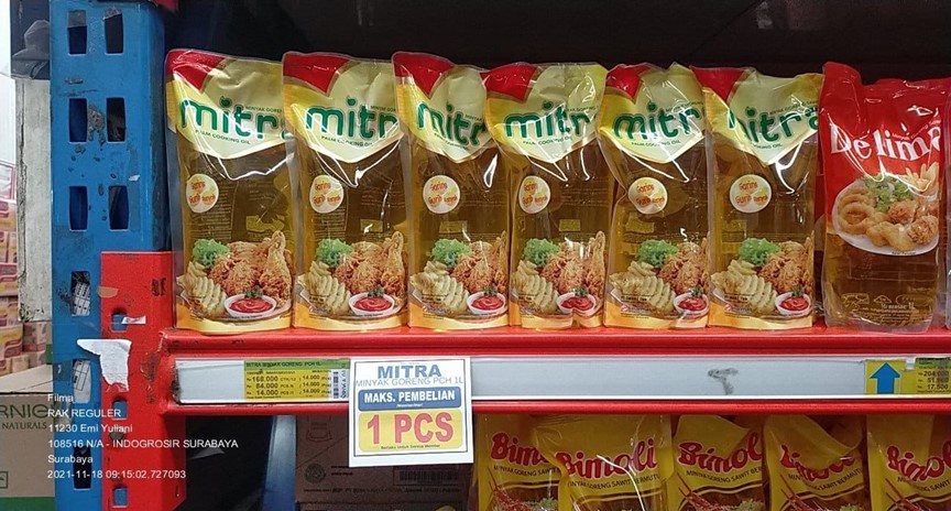 Pasar Diguyur Minyak Goreng Murah, Pembelian Dibatasi