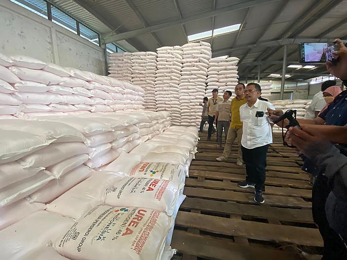 Petani Kudu Hati-hati Dalam Beli Pupuk