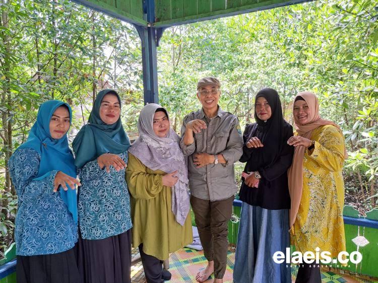 Kaum Puan: Duhai, Bumi Menanti...