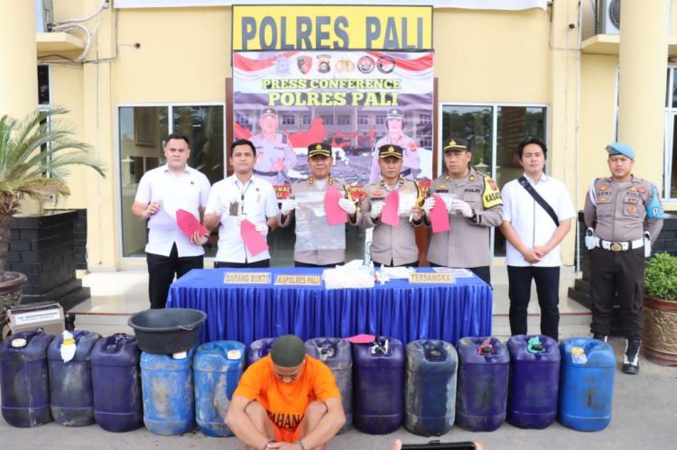 Warga PALI Diringkus Karena Miliki 280 Liter Solar Subsidi