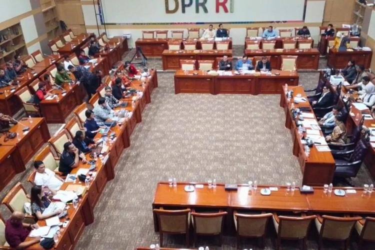 Perusahaan Sawit Nekat Babat HGU, DPR: Ini Bukan Bisnis, Ini Perampokan!