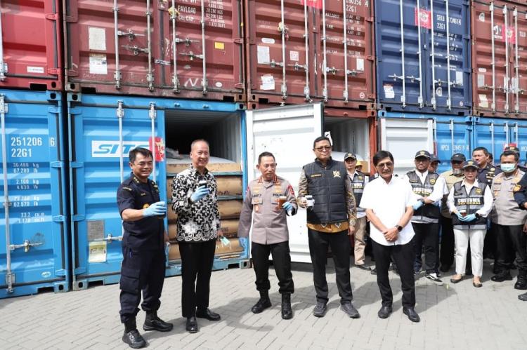 Begini Kronologi Lengkap Mafia Ekspor CPO Rp2,8 T Pakai Celah 'Fatty Matter'