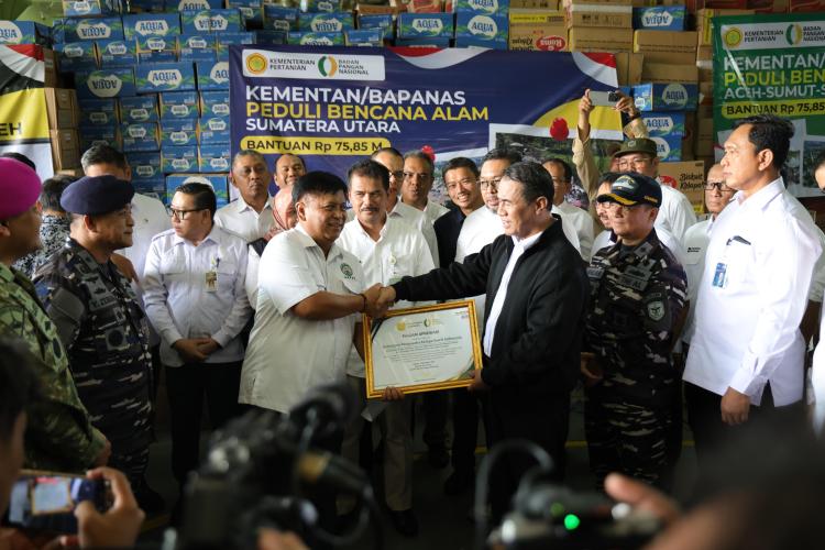 Peduli Bencana Sumatera, GAPKI Mendapat Apresiasi Mentan Amran